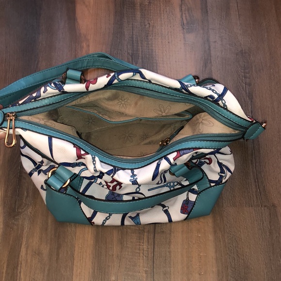 Parisian Purse - Picture 3 of 3